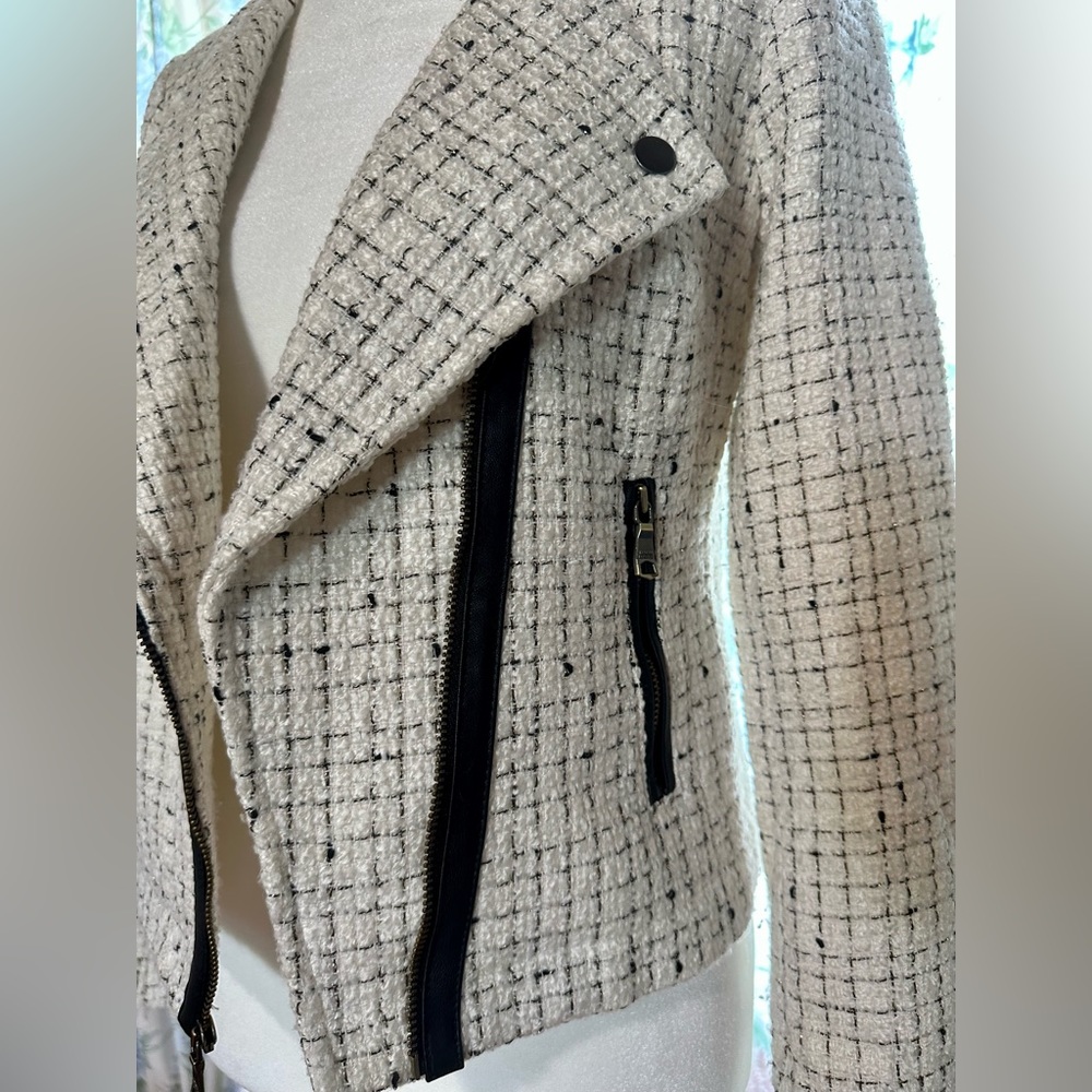 Tweed Blazer